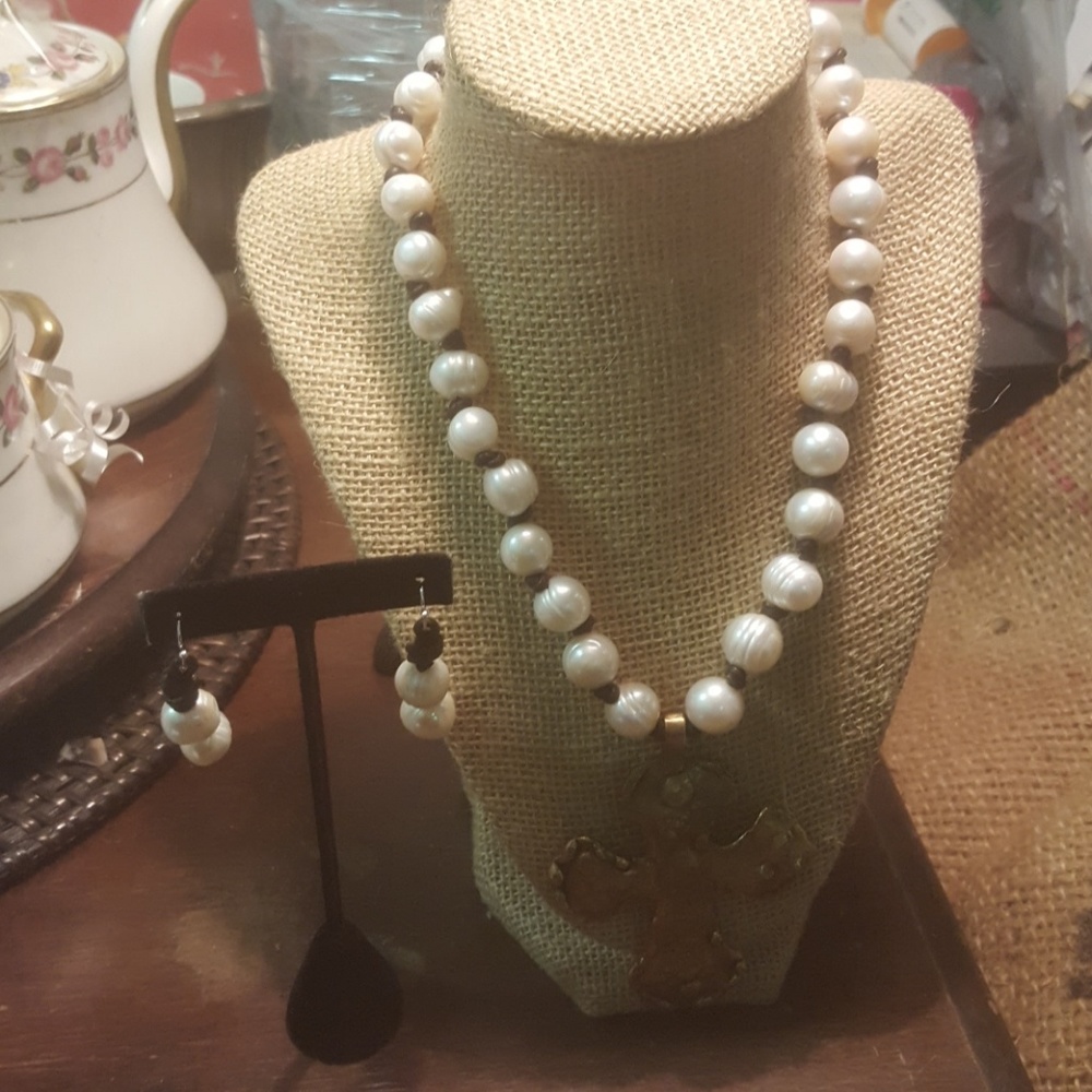 Genuine Leather & Pearl Infinity Necklace